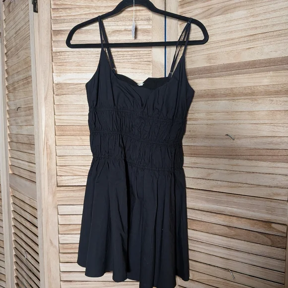 Tularosa Donna Mini Dress Black Smocked Fit & Flare Adjustable Straps Size M NWT - Picture 3 of 7